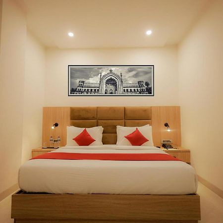 Hotel The Royal Legacy Lucknow Exterior foto