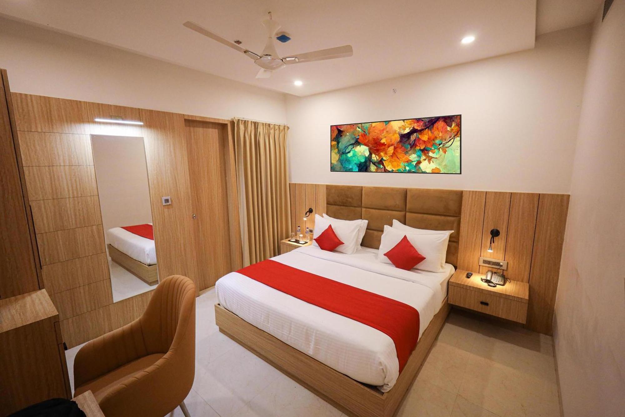 Hotel The Royal Legacy Lucknow Exterior foto