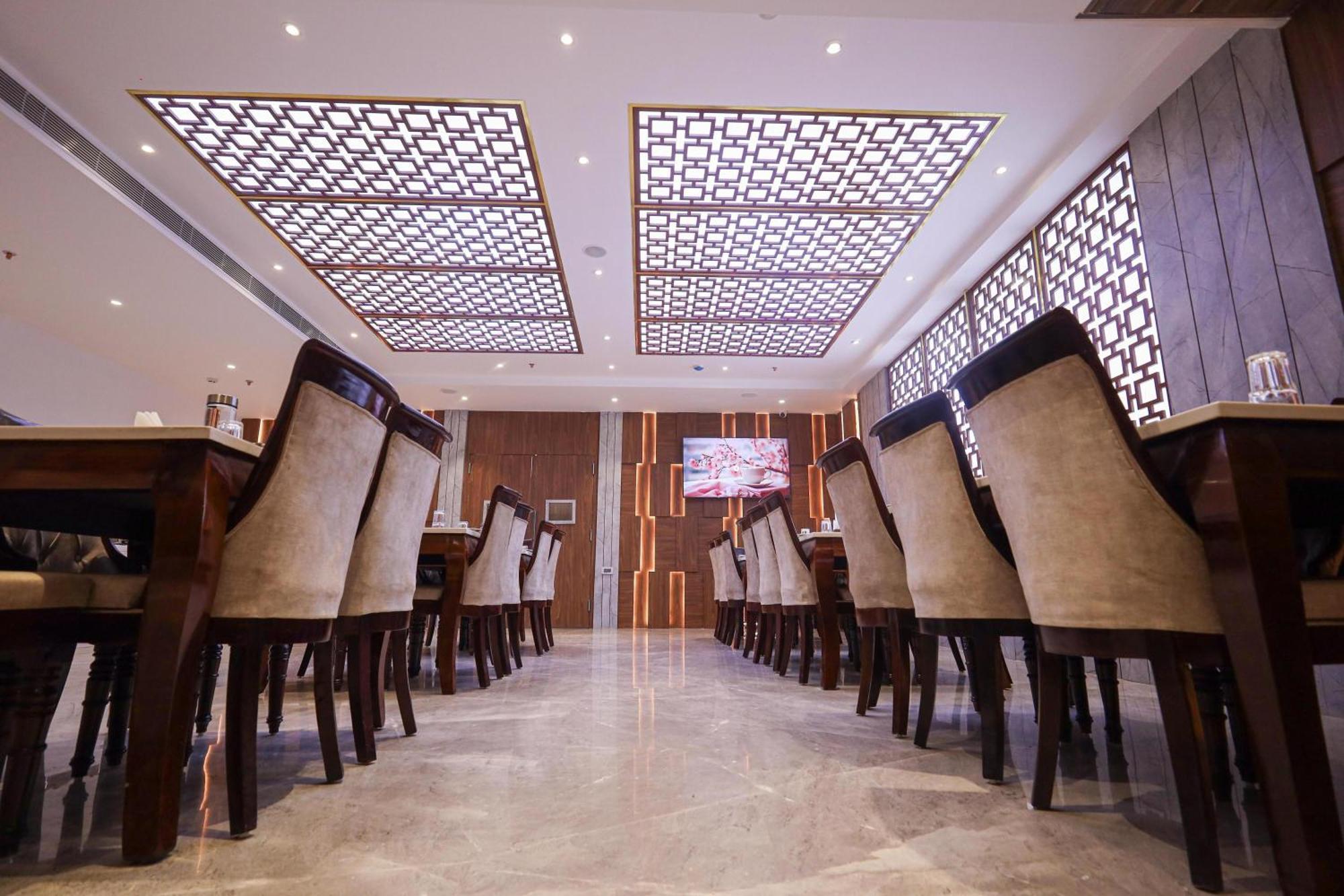 Hotel The Royal Legacy Lucknow Exterior foto