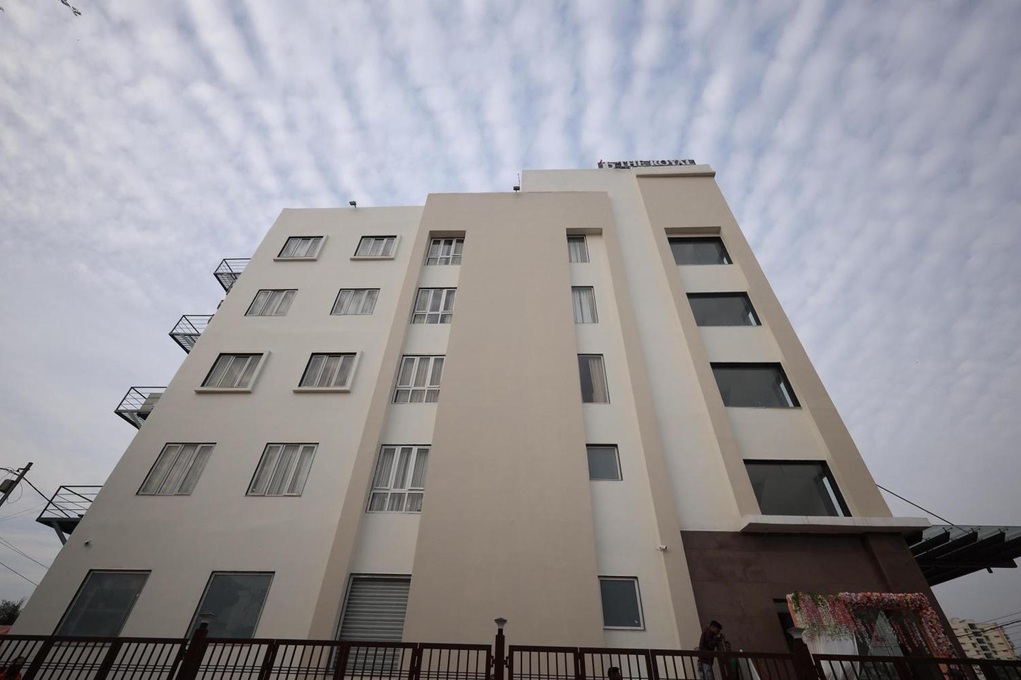 Hotel The Royal Legacy Lucknow Exterior foto